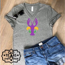 Load image into Gallery viewer, Fleur De Lis Crawfish Boil Mardi Gras T-shirt
