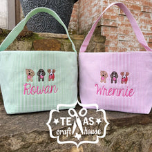 Load image into Gallery viewer, Valentine’s Day Seersucker Personalized Reusable Class Exchange Gift Bag